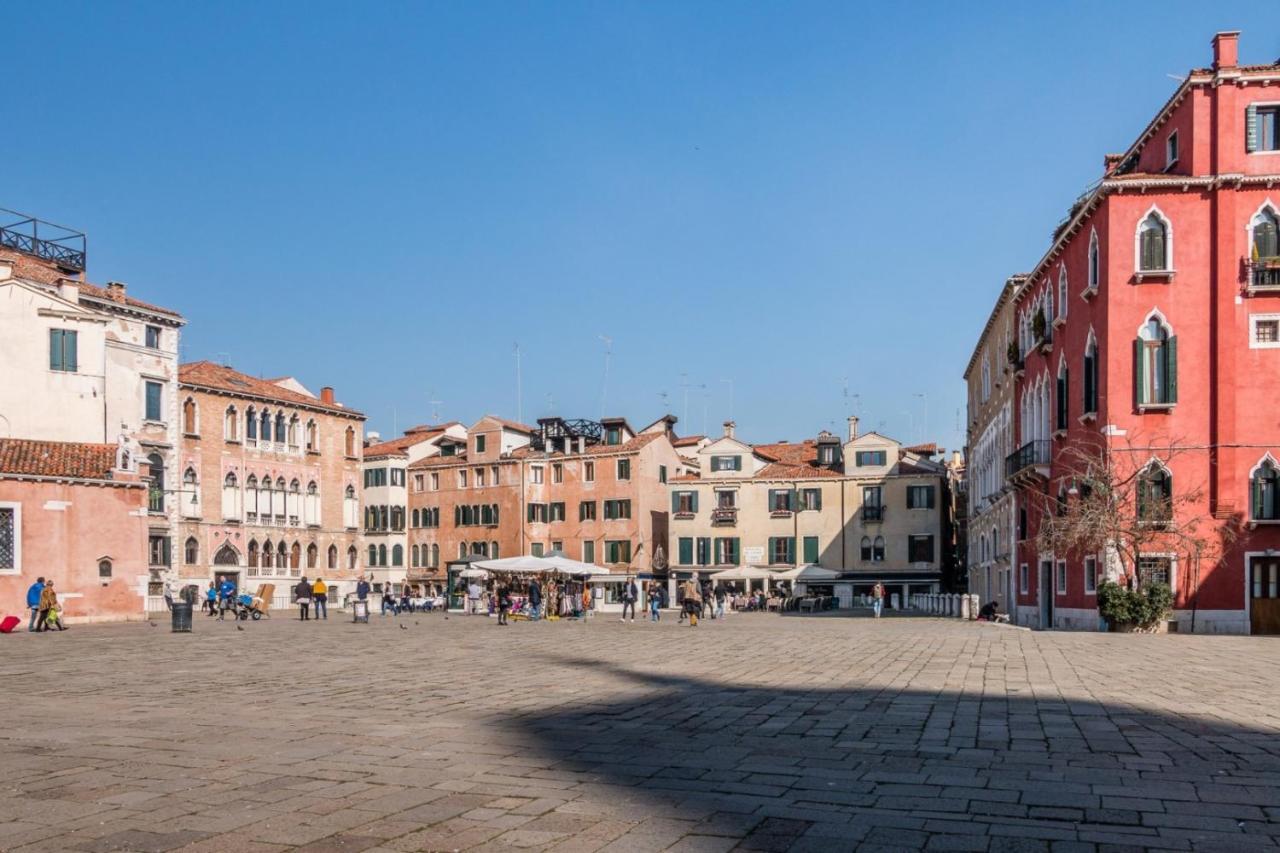 Fenice Backstage Over Canal Venecia Exterior foto